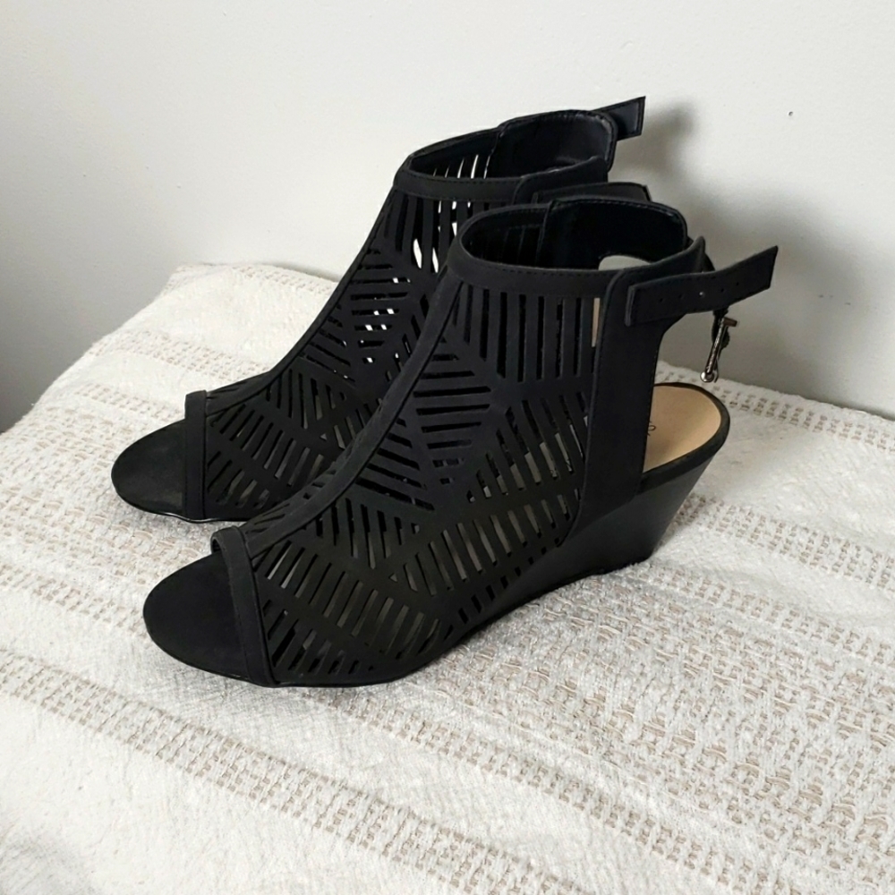 Shoe dazzle black wedge booties, Lazer cut, ankle strap, summer wedge, occasion